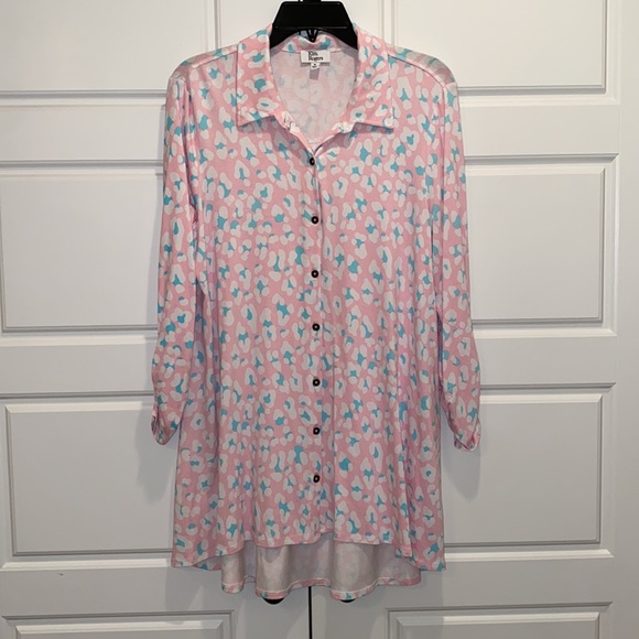 Kim Roger’s button up Leopard Print tunic top Size Medium - Picture 3 of 5